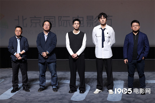 刘智海新作《出发》在北影节展映 罗泽楷与陈韦欣分享合作心得 -1