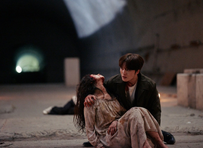 《 神社：恶鬼的低语》预告：金在中重返银幕 -2