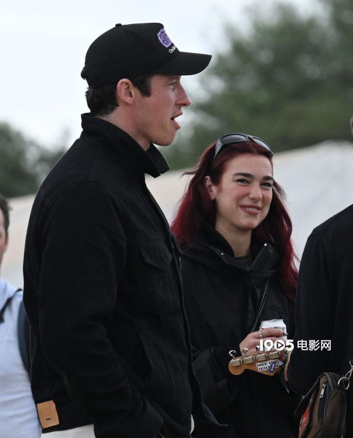 啪姐和卡哥闪耀格拉斯顿伯里音乐节 -2