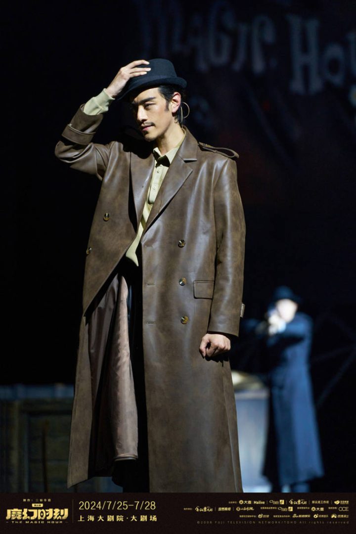 郑云龙、闫楠出演舞台剧《魔幻时刻》，在上海首次亮相，挑战全新角色 -2