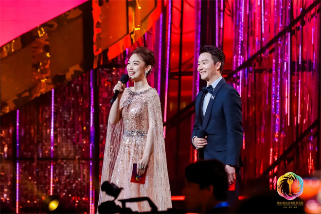 朱一龙马丽斩获最佳男女主角，张艺谋获首个百花奖 -1