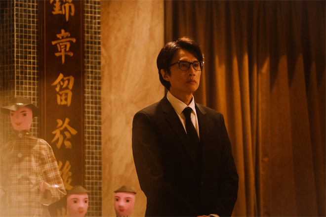 深度探访殡仪馆！黄子华主演《破·地狱》曝光剧照 -1