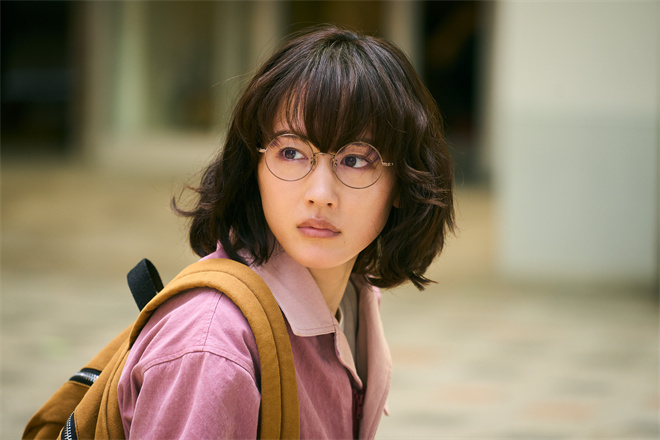绫濑遥主演的公路之旅电影《路线29》发布预告，化身清洁工展开冒险旅程 -1