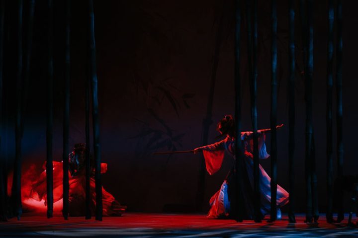 杭州剧院上演张肖导演舞台剧《莲花楼》 -2