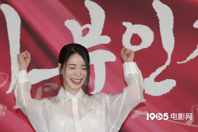 林智妍“玉氏夫人传”发布会：追逐古装剧女王称号 -2