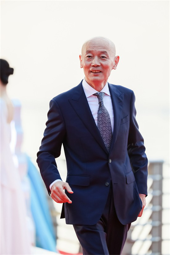 第六届海南岛国际电影节闭幕式：赵雅芝、叶童 “合体”共演 -3