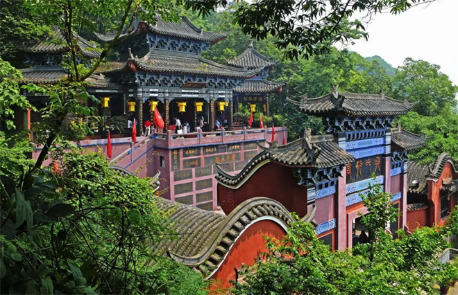 哪吒之外，中国电影美景邀您“旅游” -2