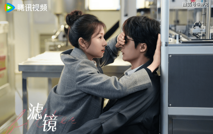 《滤镜》迅雷资源种子下载超清晰版阿里云盘【BD720P/3.4G-MKV】国语版 -1