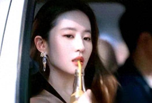 《内幕》无剪切版国语中字「HD720P/3.4G-MP4」阿里云盘迅雷资源 -1
