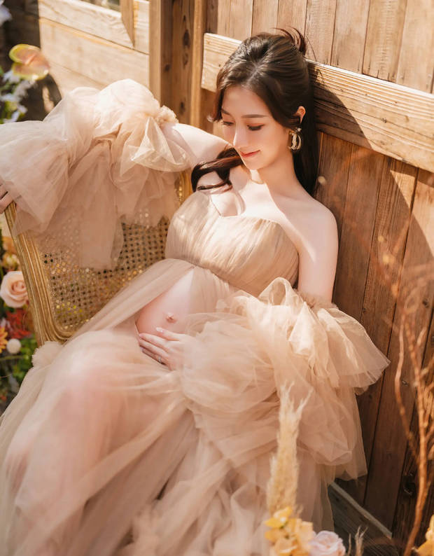 何依婷孕照曝光：《天鹅颈》灵气四溢 -3