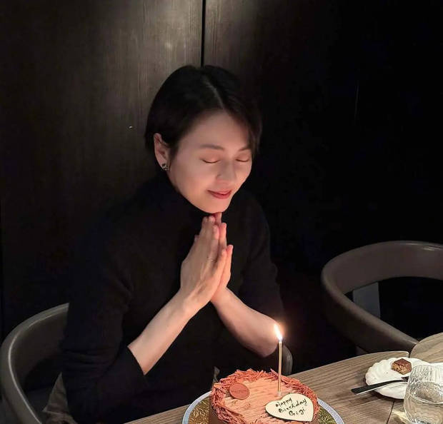 49岁梁咏琪生日派对：与古天乐等好友共庆，状态满分 -2