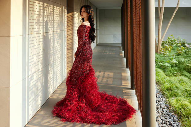 刘诗诗红裙镶钻，如焰火女神降临 -1