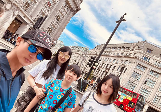 吴尊夫妇恩爱同行，旅行合影尽显甜蜜 -4