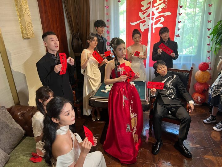 张九龄婚礼“麻将大战” 杨九郎伴郎团抢眼 -1