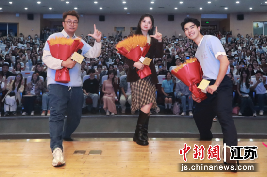 《独一无二》高清版百度云盘国语中字迅雷资源【HD1280P/3.6G-MP4】 -1
