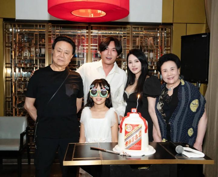 伊能静千字贺秦昊生日，甜蜜细节粉碎婚变谣言 -3