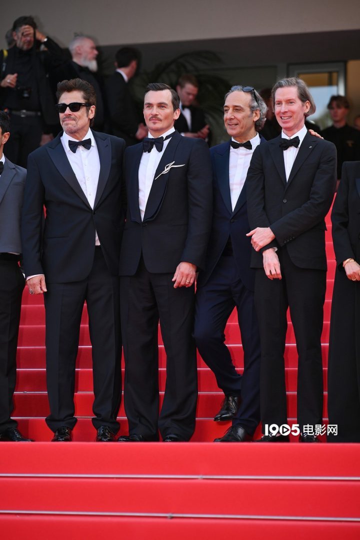 《腓尼基计划》戛纳首映：本尼、林志玲、周冬雨齐聚 -1