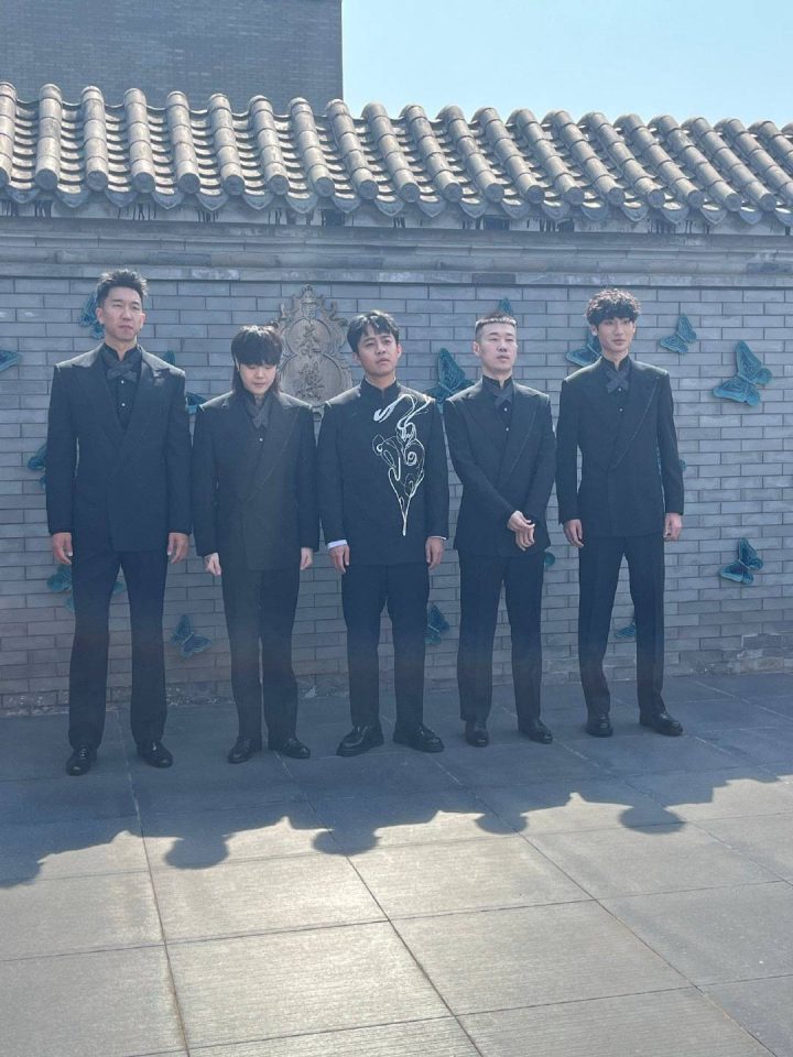 张九龄婚礼“麻将大战” 杨九郎伴郎团惊艳全场 -2