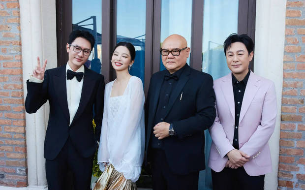 辛芷蕾威尼斯电影节风采:拍戏路上不停歇 -1 辛芷蕾威尼斯电影节风采:拍戏路上不停歇 -1