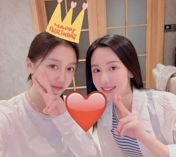 关晓彤发文致谢陈都灵：《谢谢嘟嘟的蛋糕》 -1