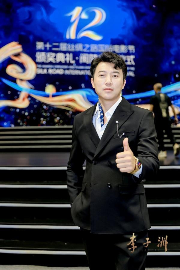 《李子洲》：丝路电影节力荐 剧组红毯首秀 -4