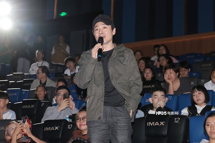 《三国星空》首映 檀健次力荐

这个标题保留了原标题的主要信息，同时简化了表述，使其更加精炼和通顺字数也控制在了25字以内 -3