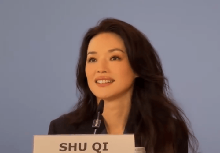 舒淇自述：导演压力巨大，担心工作未尽善 -1