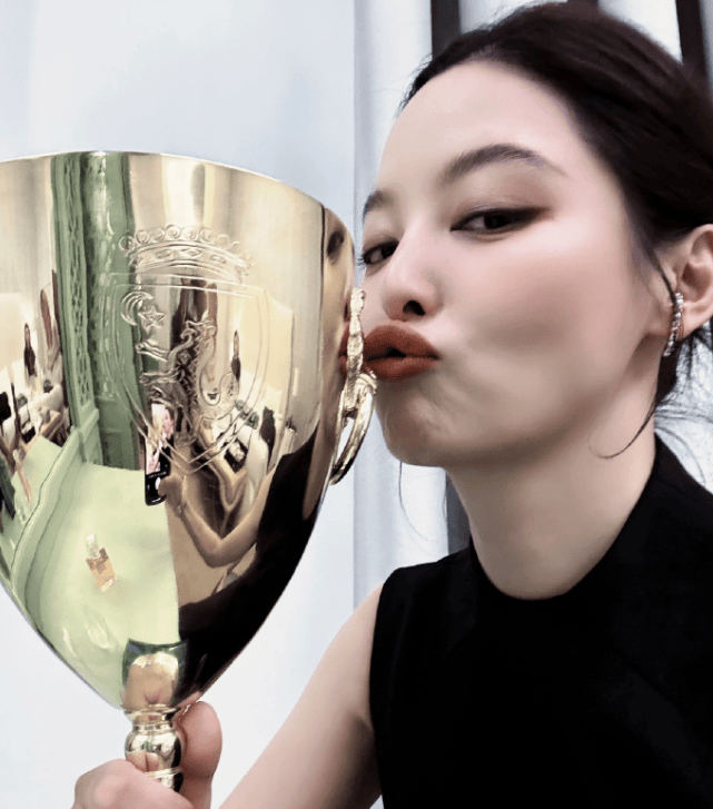 辛芷蕾:野心与金钱欲望,不留遗憾 -1 辛芷蕾:野心与金钱欲望,不留遗憾 -1