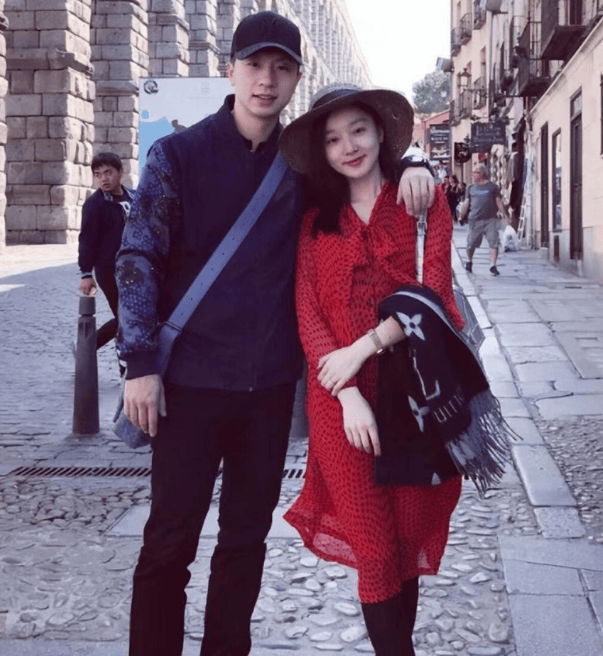 倪妮透露:马龙妻子是同学,已加微信 -2 倪妮透露:马龙妻子是同学,已加微信 -2