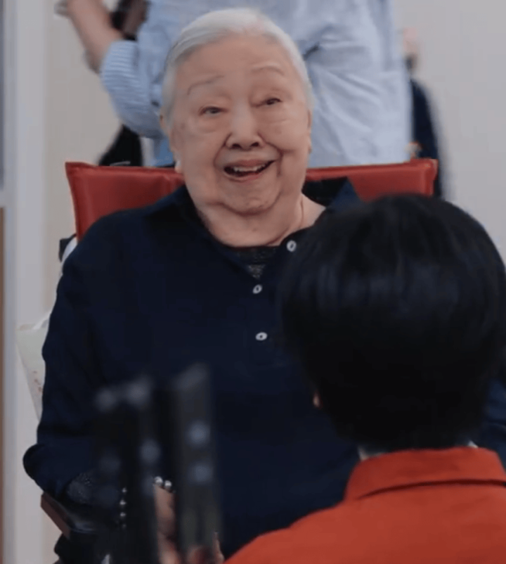 92岁游本昌入住养老院,澄清“子女不孝”传言 -2 92岁游本昌入住养老院,澄清“子女不孝”传言 -2