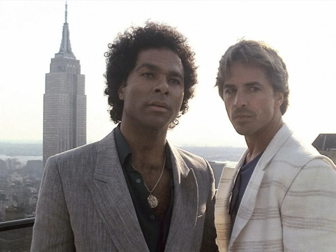 迈克尔·B·乔丹与格伦·鲍威尔探讨《新迈阿密风云》 -1